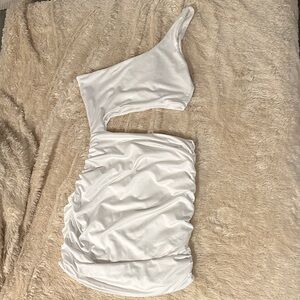 White One-Shoulder Dress